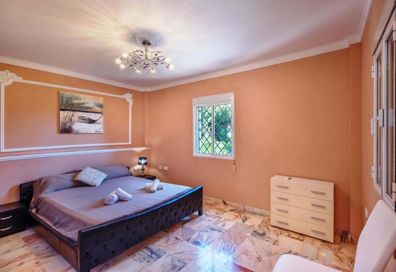 Villa Domus Vesta Marbella Eksteriør bilde